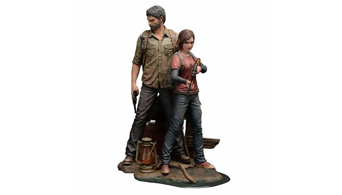 Joel and Ellie Figure - The Last of Us