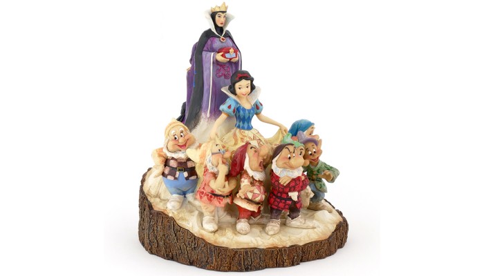 Disney Snow White and the Seven Dwarfs Carved